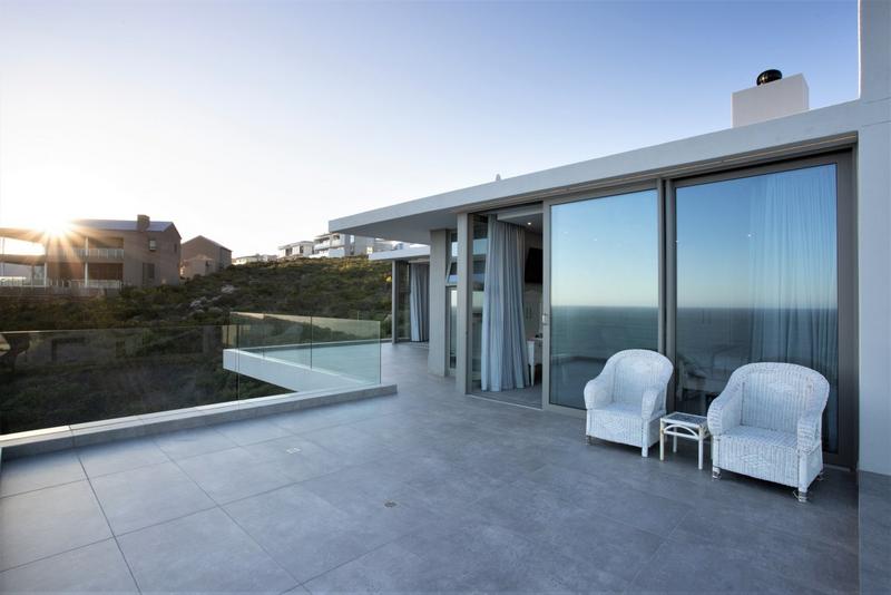 4 Bedroom Property for Sale in Pinnacle Point Golf Estate Western Cape